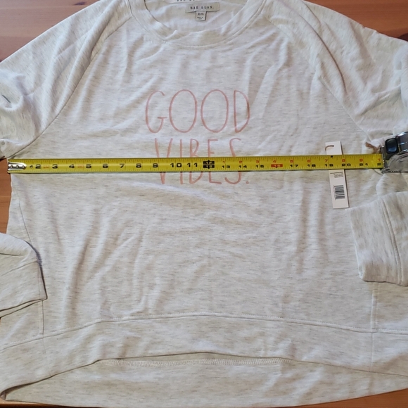 Rar Dunn "GOOD VIBES" sweater - Picture 5 of 6